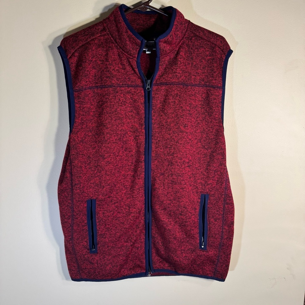Crown and Ivy menโs vest burgundy w/ blue trim sizeโ Medium